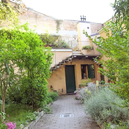 La Corte Del Pratello Apartman