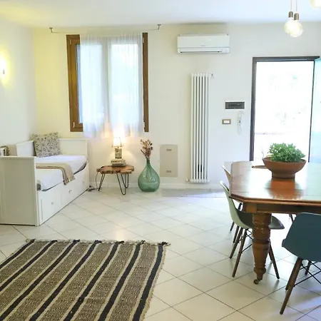 La Corte Del Pratello * بولونيا