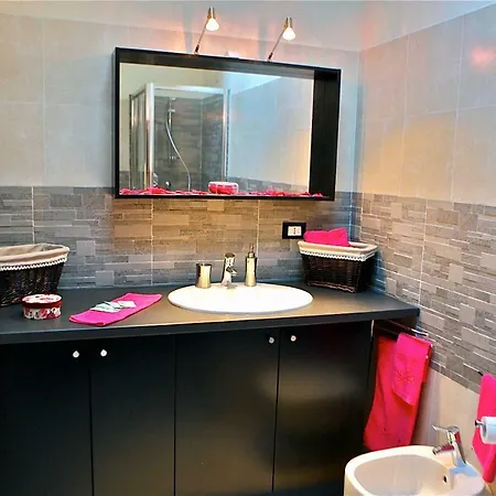 La Corte Del Pratello Apartman