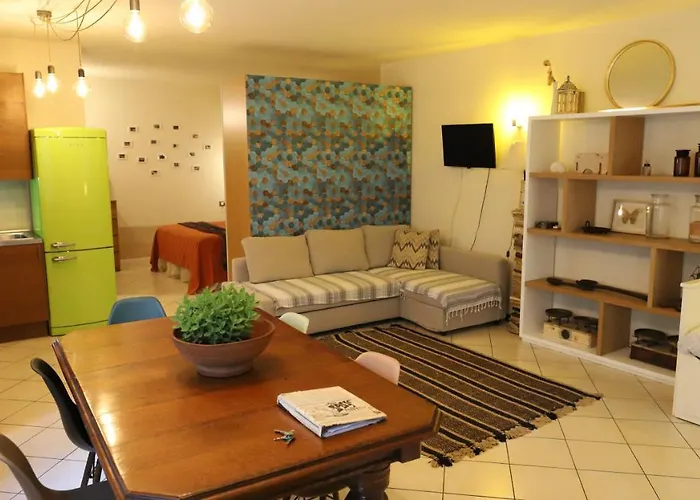 La Corte Del Pratello Apartment Bologna