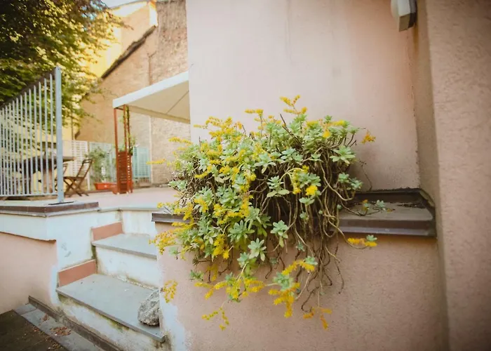 La Corte Del Pratello Apartment *